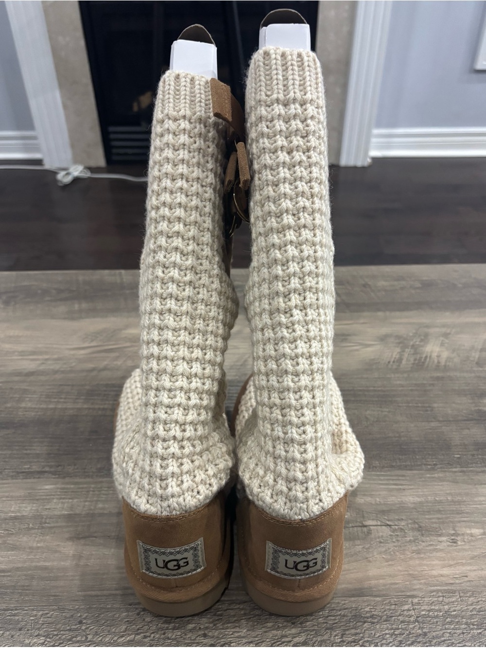 BNIB UGG Classic Solene Tall Convertible Boots - US 5 - Picture 3 of 10